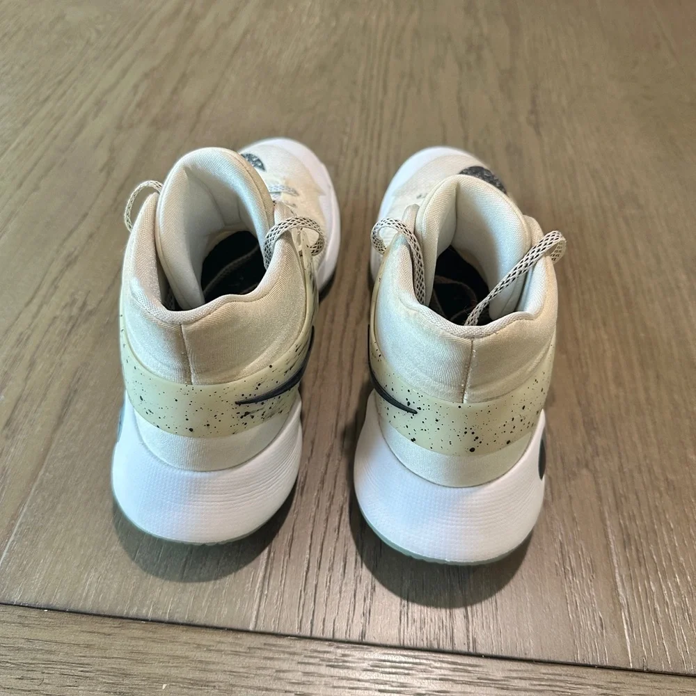 Nike KD Trey 5 Basketball Shoes Size 9.5 Cream Black - Picture 4 of 11